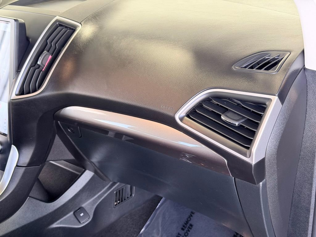 Used 2023 Ford Edge SEL image 31