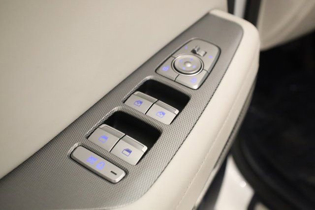 Used 2021 Hyundai Palisade Limited image 18