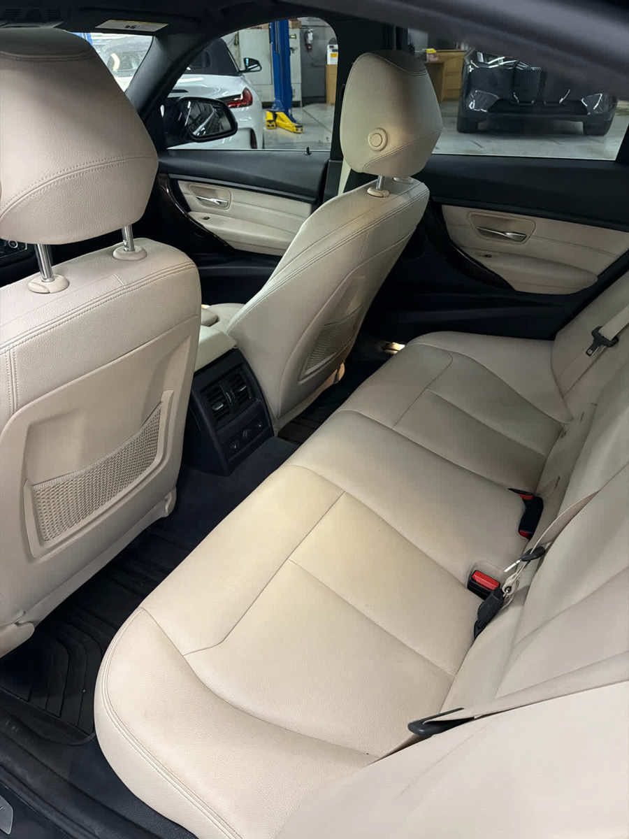 Used 2015 BMW 335i xDrive Sedan AWD/4WD image 5