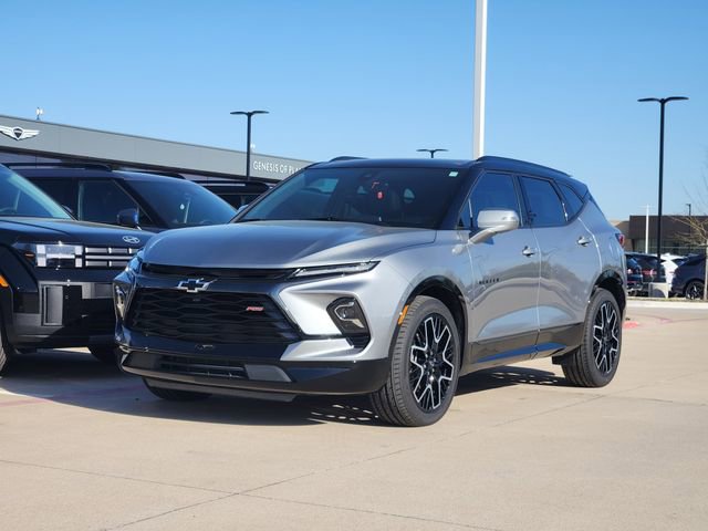 Certified 2023 Chevrolet Blazer RS w/ Driver Confidence II Package image 2