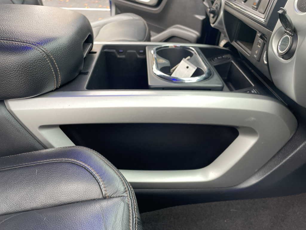 Used 2017 Nissan Titan SL image 65