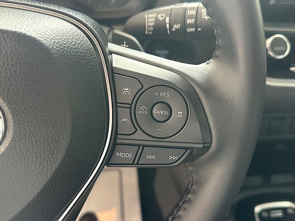 Certified 2024 Toyota Corolla Cross AWD Hybrid image 18