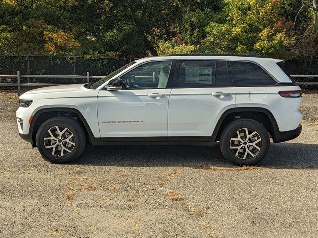 New 2025 Jeep Grand Cherokee Limited image 5