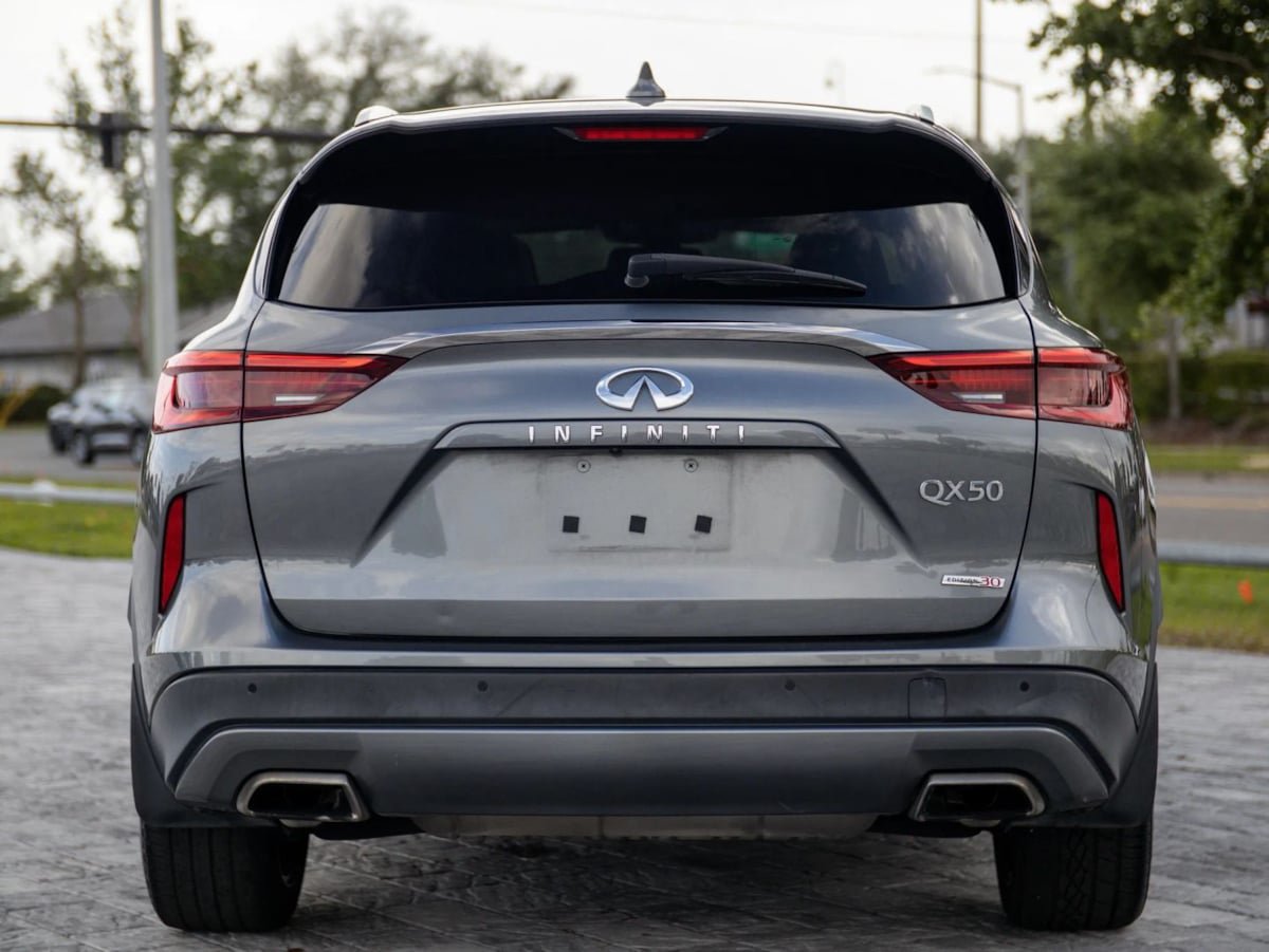 Used 2020 INFINITI QX50 Essential w/ Edition 30 Package FWD image 12