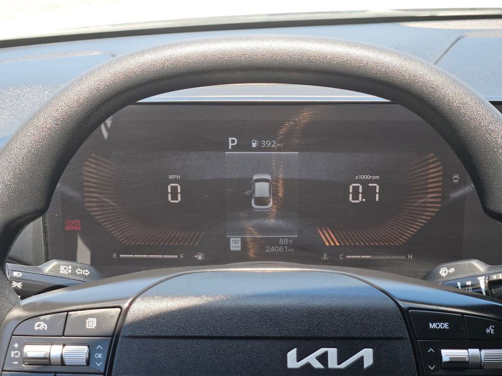 Used 2025 Kia K4 FWD image 26