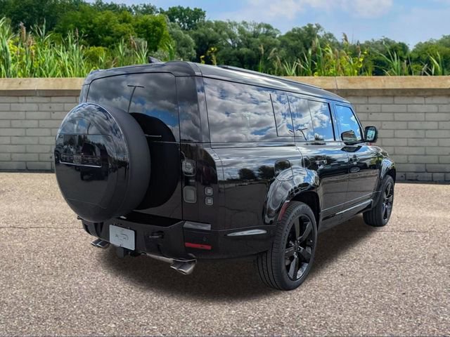 New 2026 Land Rover Defender 130 V8 image 4