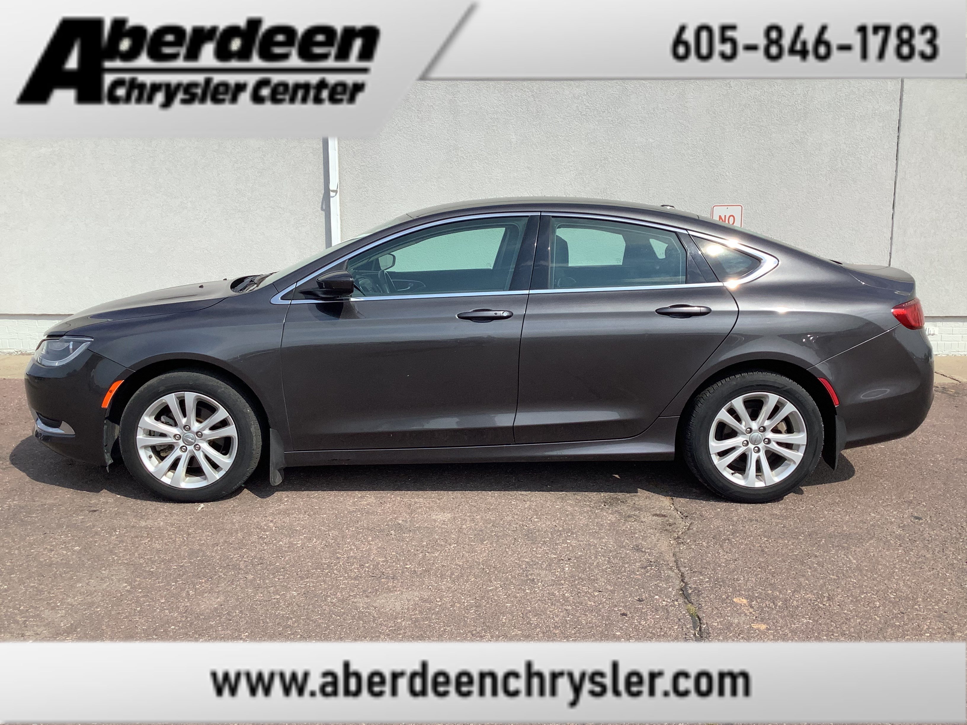 Used 2015 Chrysler 200 Limited w/ Convenience Group