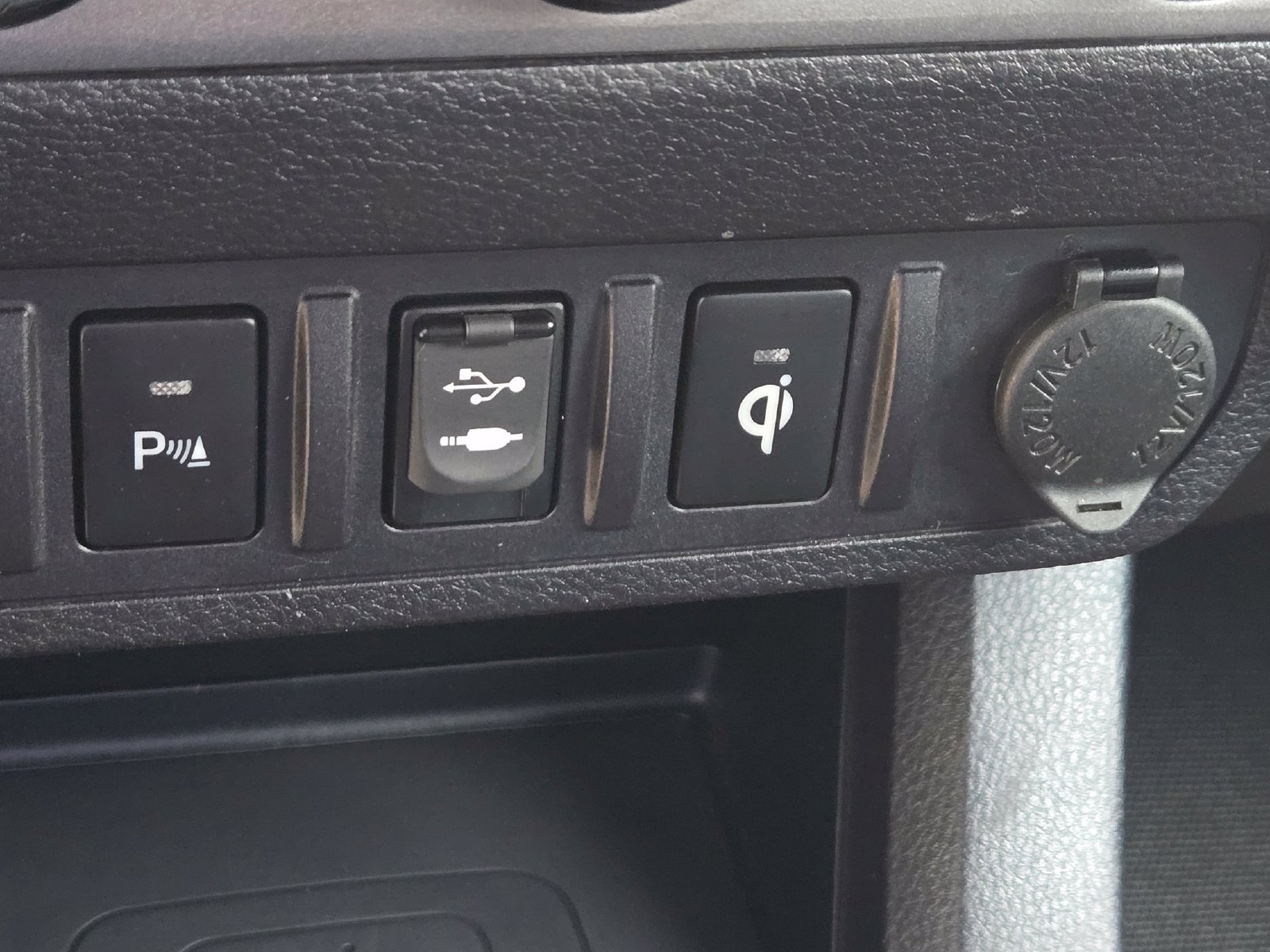 Used 2017 Toyota Tacoma TRD Pro AWD/4WD image 18