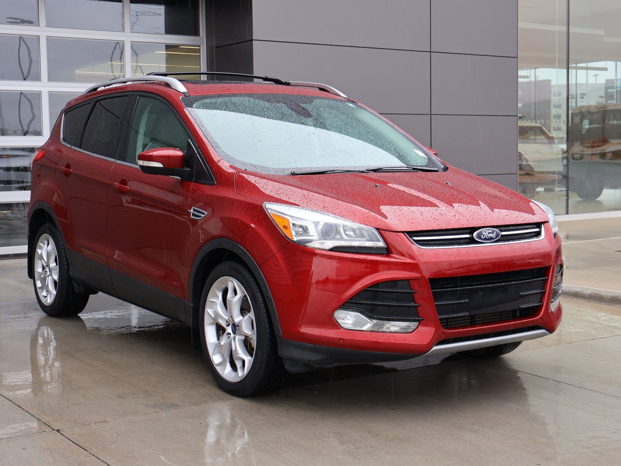Used 2014 Ford Escape Titanium w/ Equipment Group 401A image 3