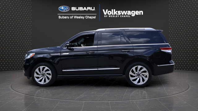 Used 2024 Lincoln Navigator Reserve AWD/4WD image 5