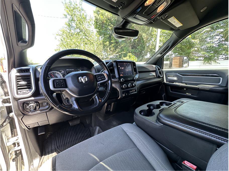 Used 2022 RAM 2500 Big Horn w/ Level 1 Equipment Group AWD/4WD image 2