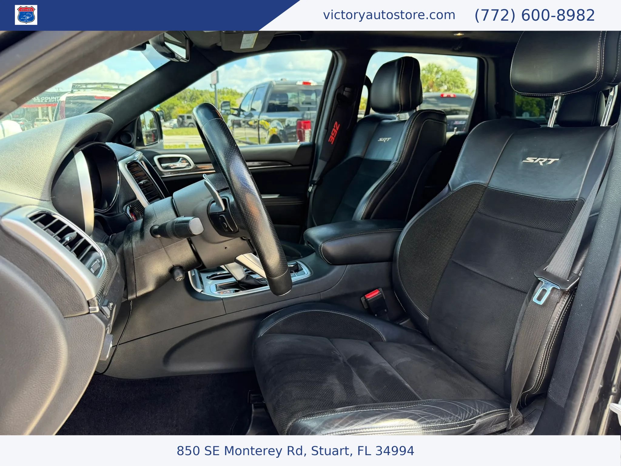 Used 2016 Jeep Grand Cherokee SRT AWD/4WD image 13