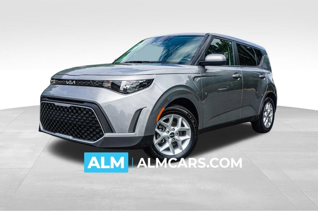 Used 2025 Kia Soul LX w/ LX Technology Package