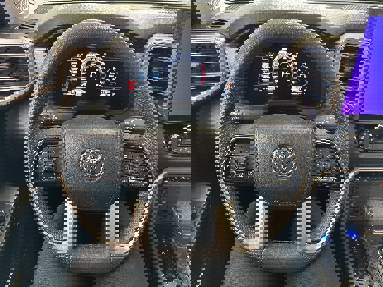 Used 2024 Toyota Tundra Limited image 19