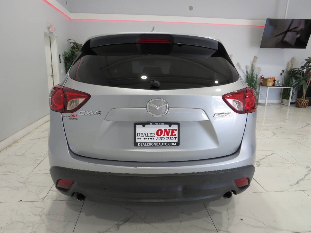 Used 2016 MAZDA CX-5 Touring FWD image 4