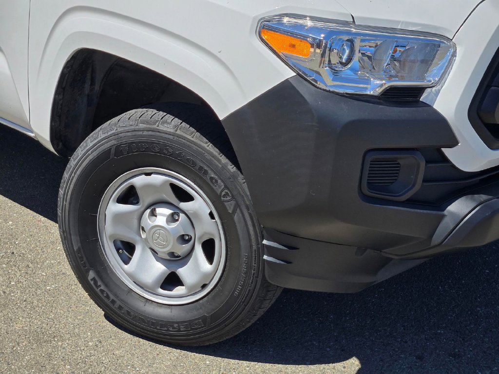Used 2023 Toyota Tacoma SR RWD image 9