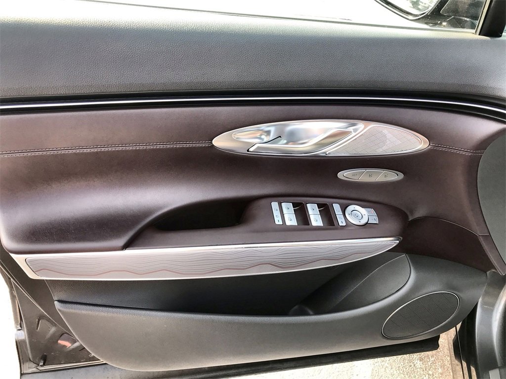 Used 2024 Genesis GV70 2.5T w/ Advanced Package image 13