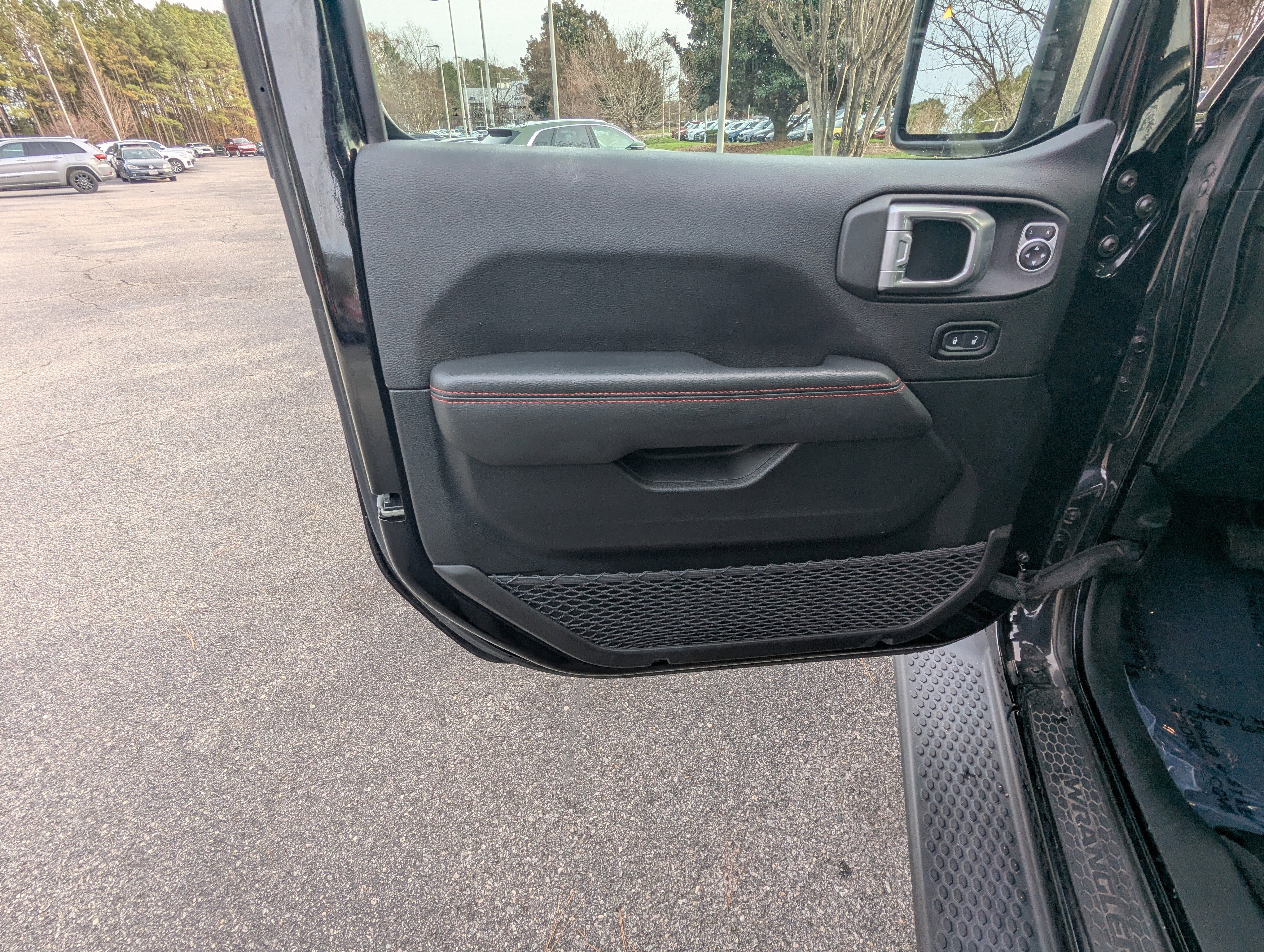 Used 2021 Jeep Wrangler Unlimited Rubicon image 16