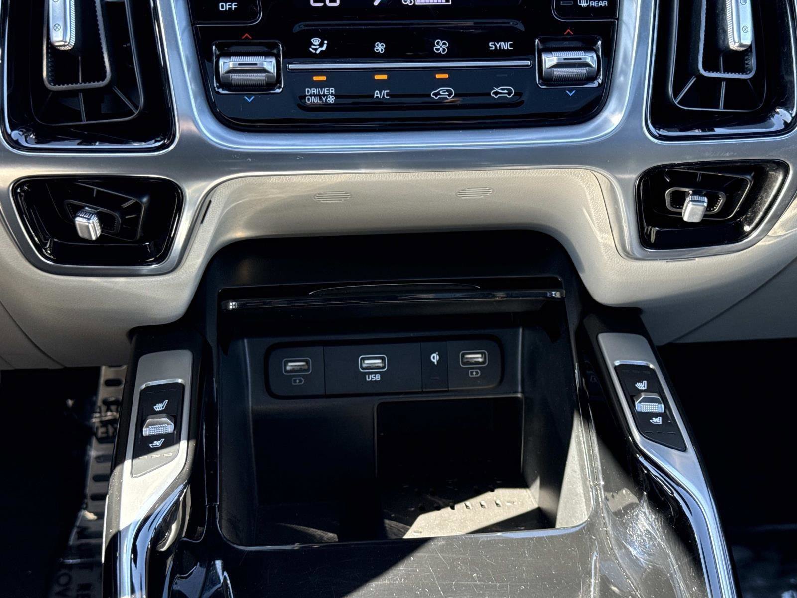 Used 2023 Kia Sorento SX Prestige image 6