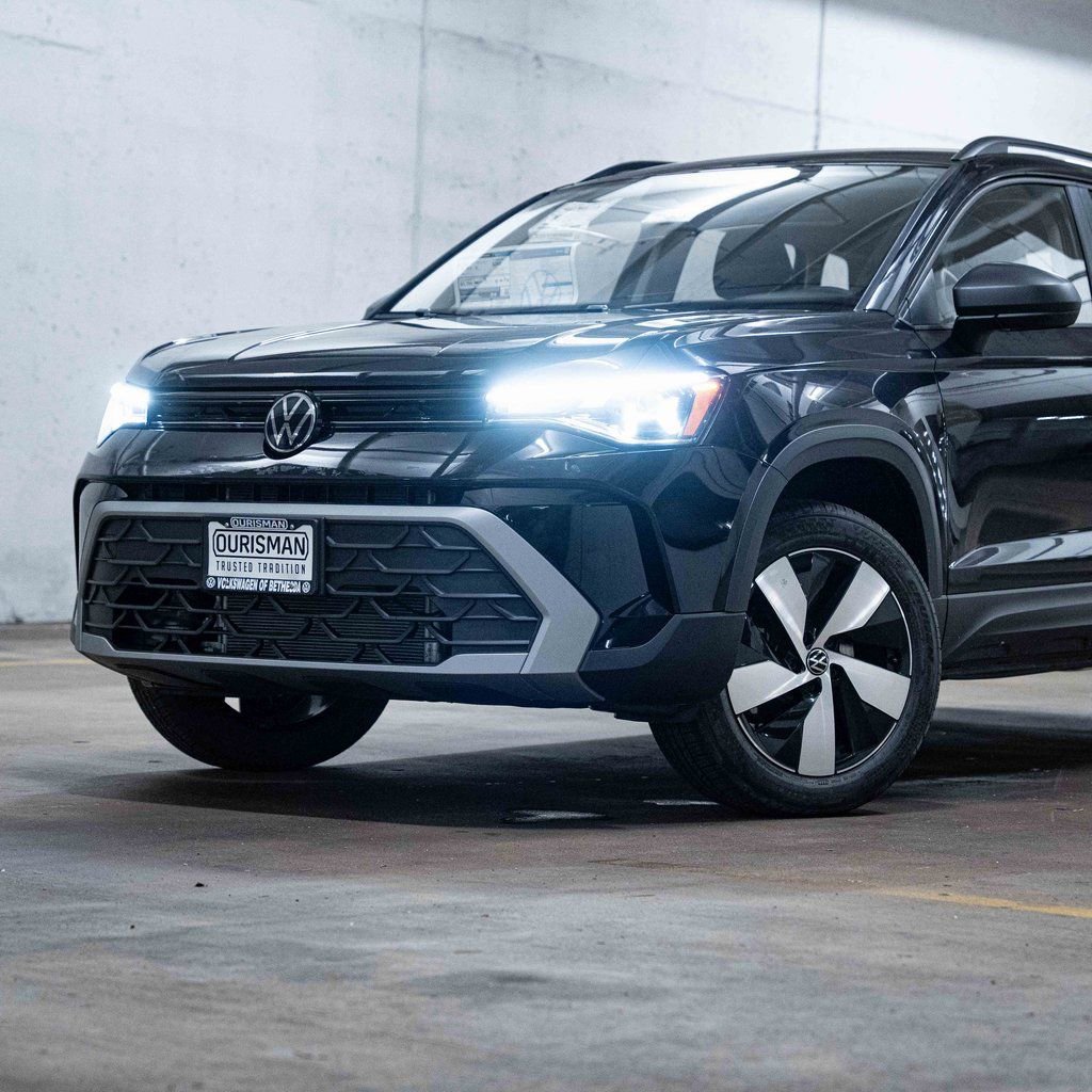 New 2026 Volkswagen Taos S AWD/4WD image 2