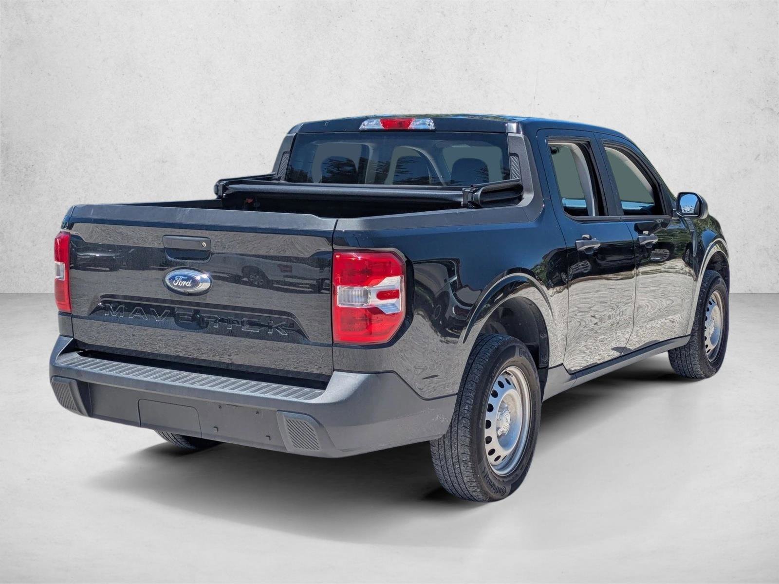 Used 2024 Ford Maverick XL FWD image 4