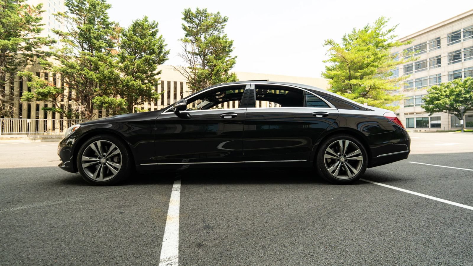 Used 2015 Mercedes-Benz S 550 4MATIC Sedan image 6