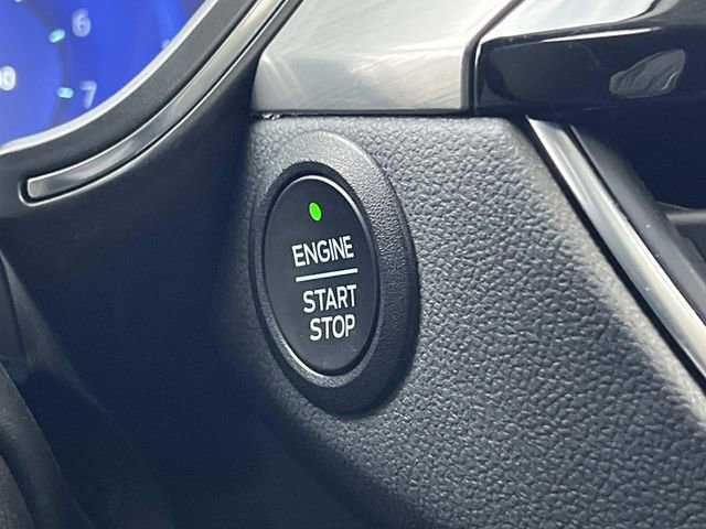 Certified 2022 Ford Escape Titanium w/ Class II Trailer Tow Package image 31