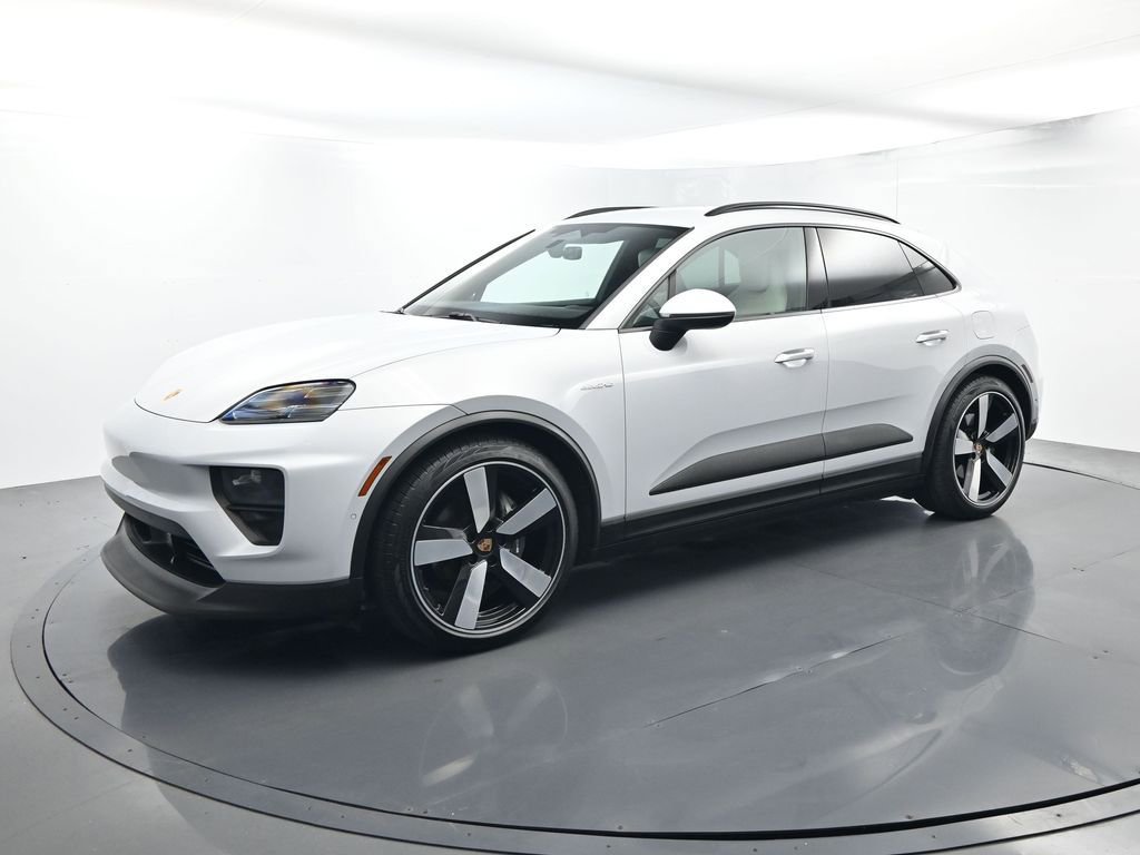 Certified 2025 Porsche Macan Electric image 1