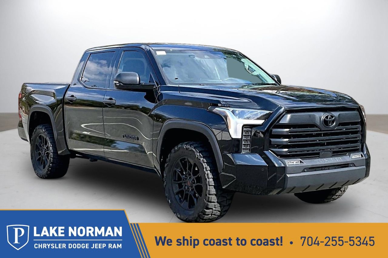 Used 2023 Toyota Tundra SR5 w/ SR5 Convenience Package image 1