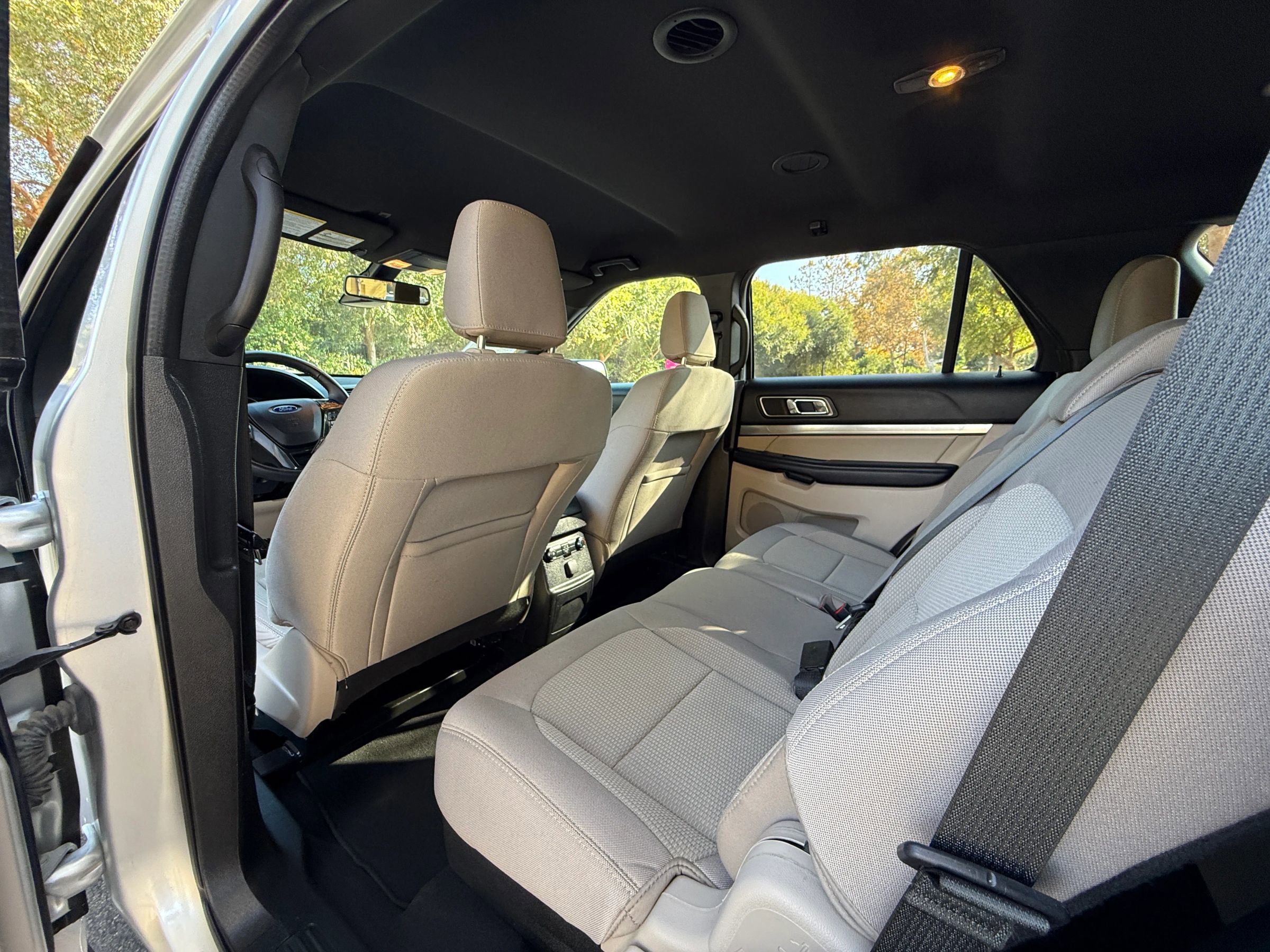 Used 2019 Ford Explorer XLT w/ Equipment Group 201A image 14