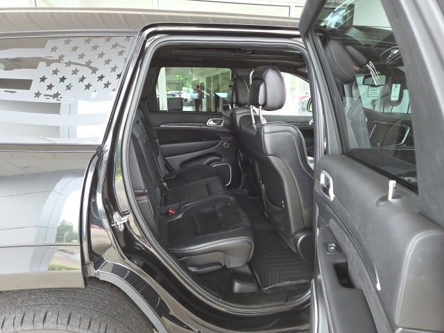 Used 2014 Jeep Grand Cherokee SRT8 w/ Luxury Group II AWD/4WD image 57