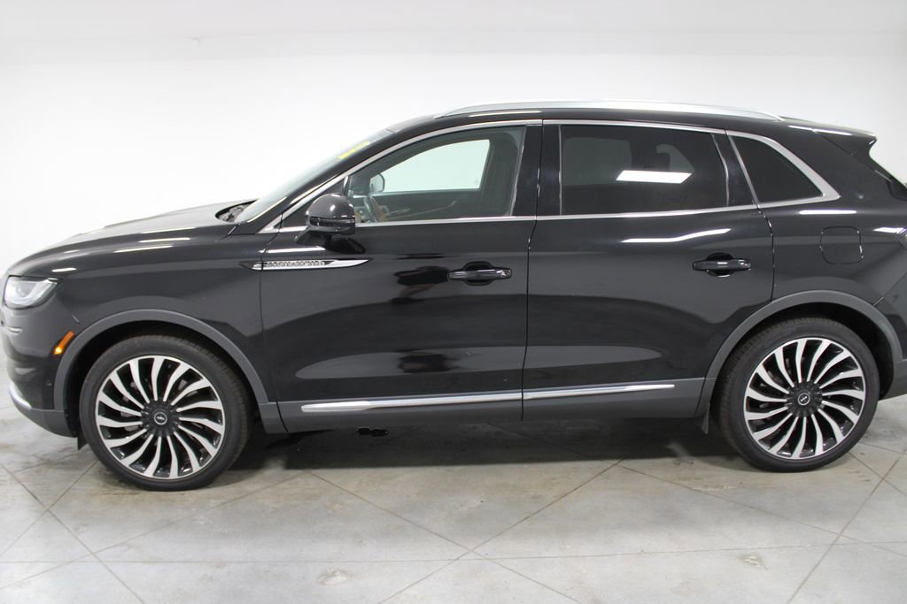 Used 2023 Lincoln Nautilus Black Label w/ Cargo Utility Package image 6