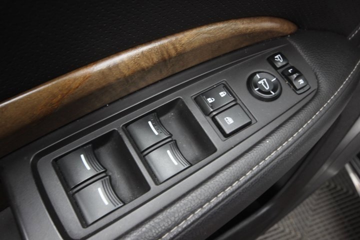 Used 2020 Acura MDX SH-AWD w/ Technology Package image 12