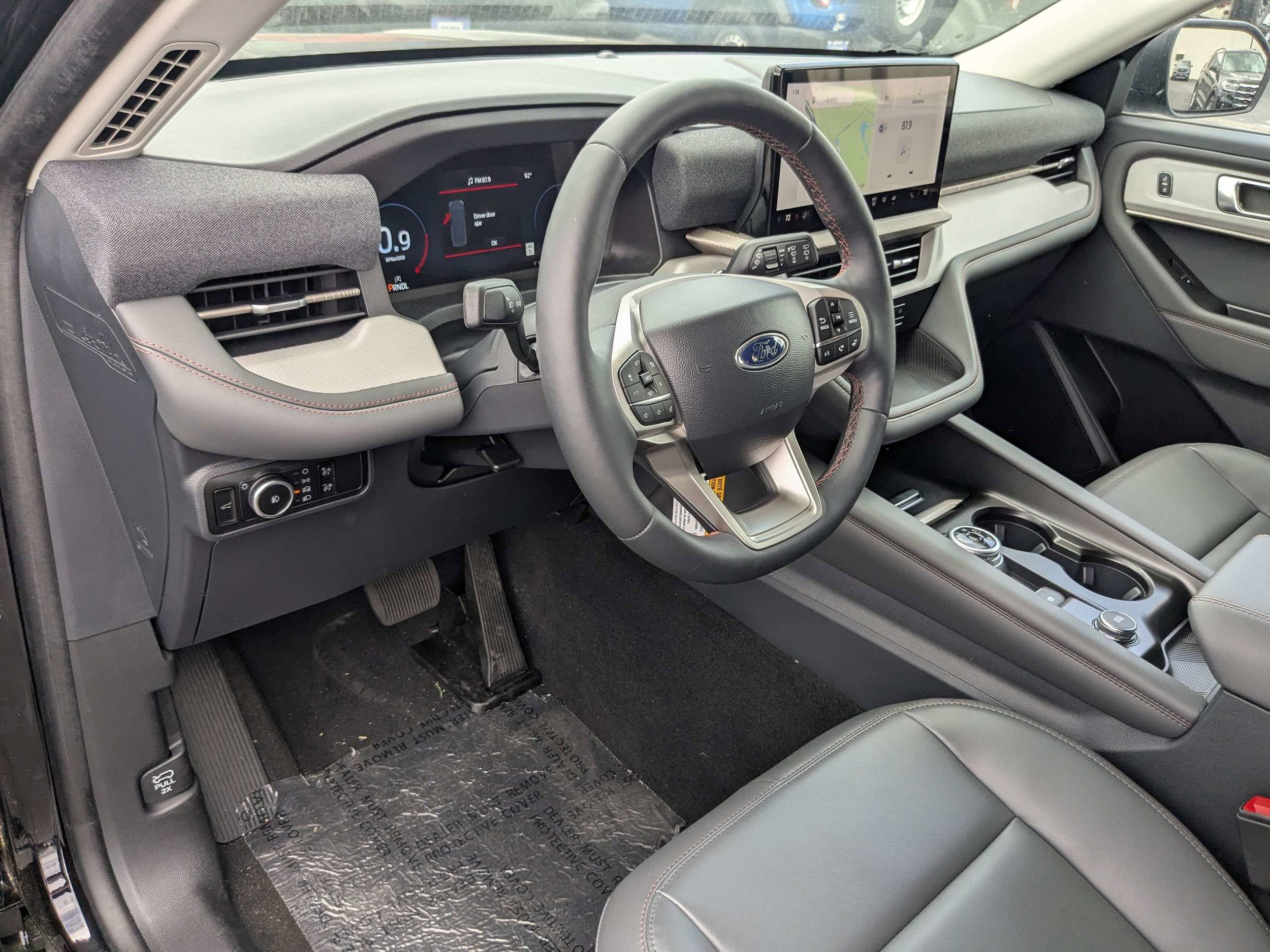 New 2025 Ford Explorer Active w/ Active Comfort Package RWD image 18