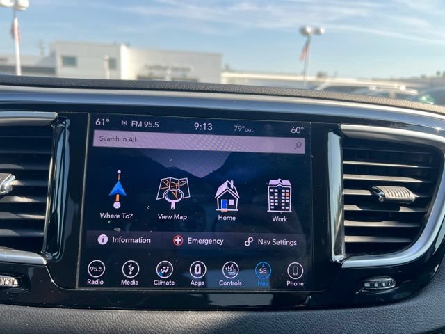 Used 2018 Chrysler Pacifica Touring-L Plus w/ S Appearance Package FWD image 19