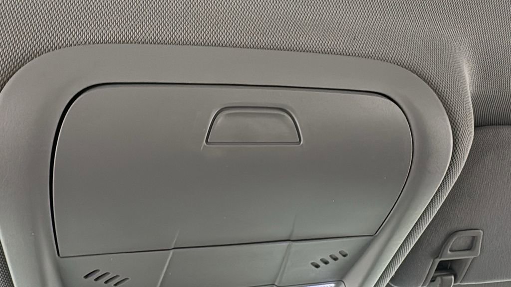 Used 2019 Chevrolet Equinox LT image 29