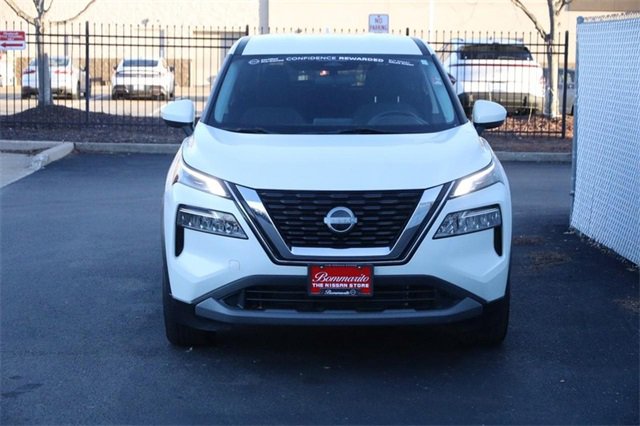 Certified 2023 Nissan Rogue SV image 4