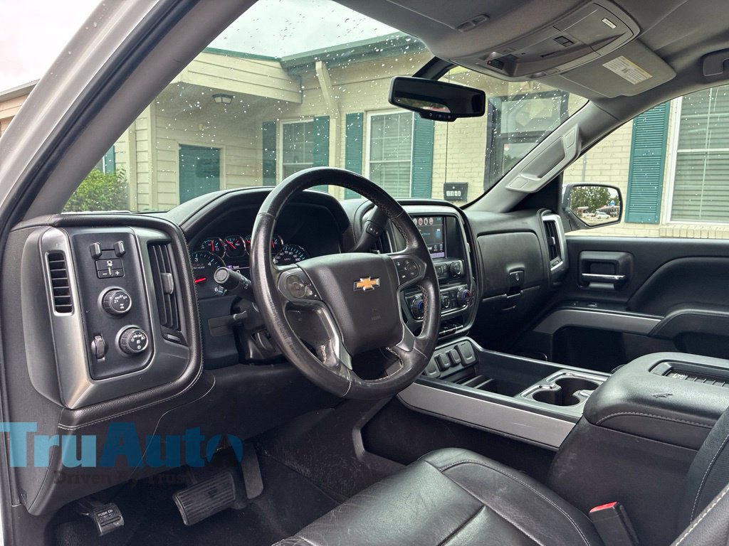 Used 2017 Chevrolet Silverado 1500 LTZ Z71 w/ LTZ Plus Package AWD/4WD image 26
