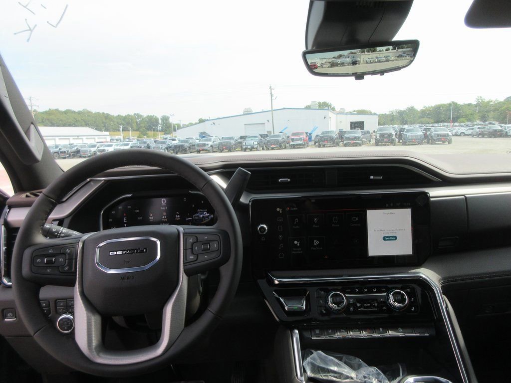 New 2026 GMC Sierra 2500 Denali w/ Denali Reserve Package image 17