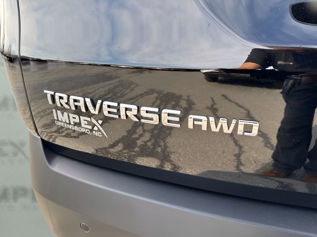 Used 2022 Chevrolet Traverse LT image 31
