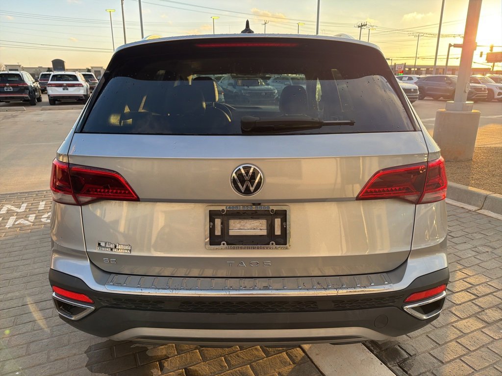 Used 2022 Volkswagen Taos SE image 6