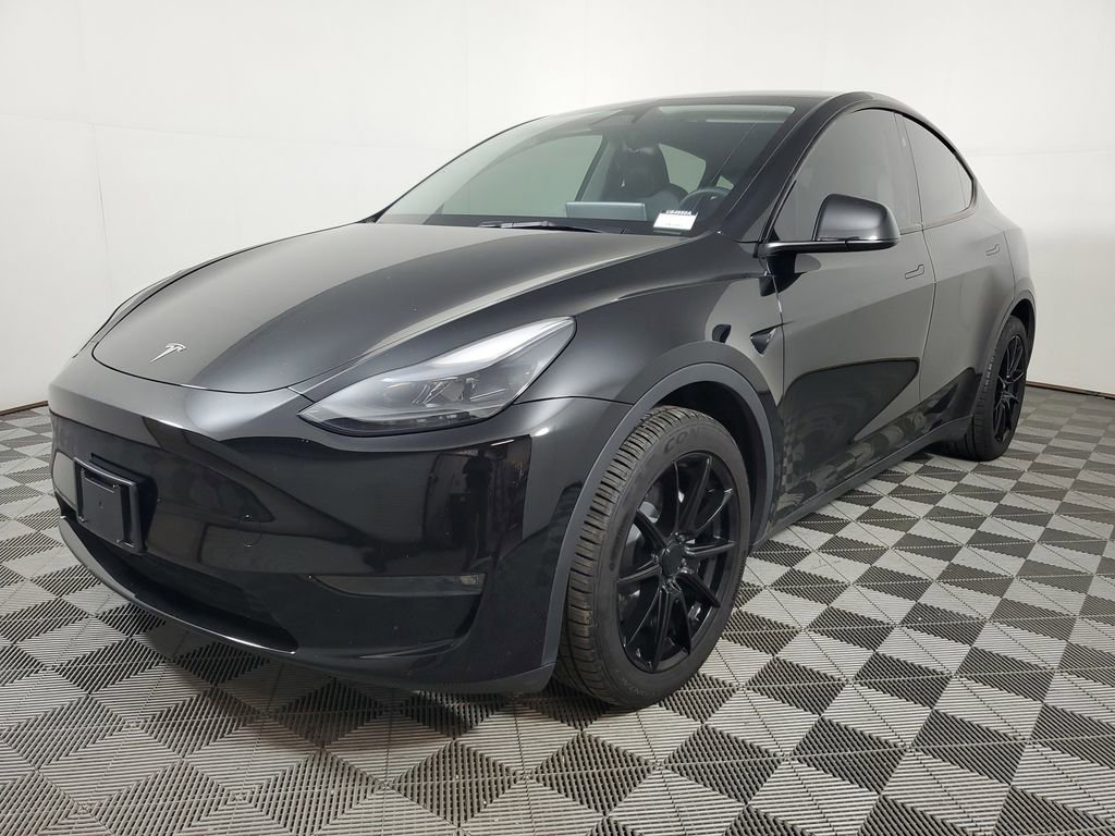 Used 2023 Tesla Model Y Long Range AWD/4WD image 3