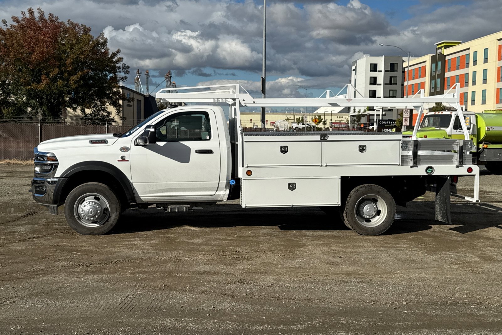 New 2026 RAM 5500 Tradesman w/ Chrome Appearance Group image 6
