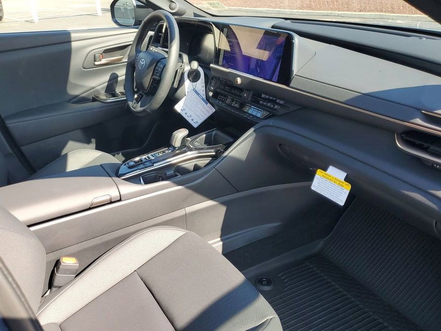 New 2025 Toyota Crown Signia image 35