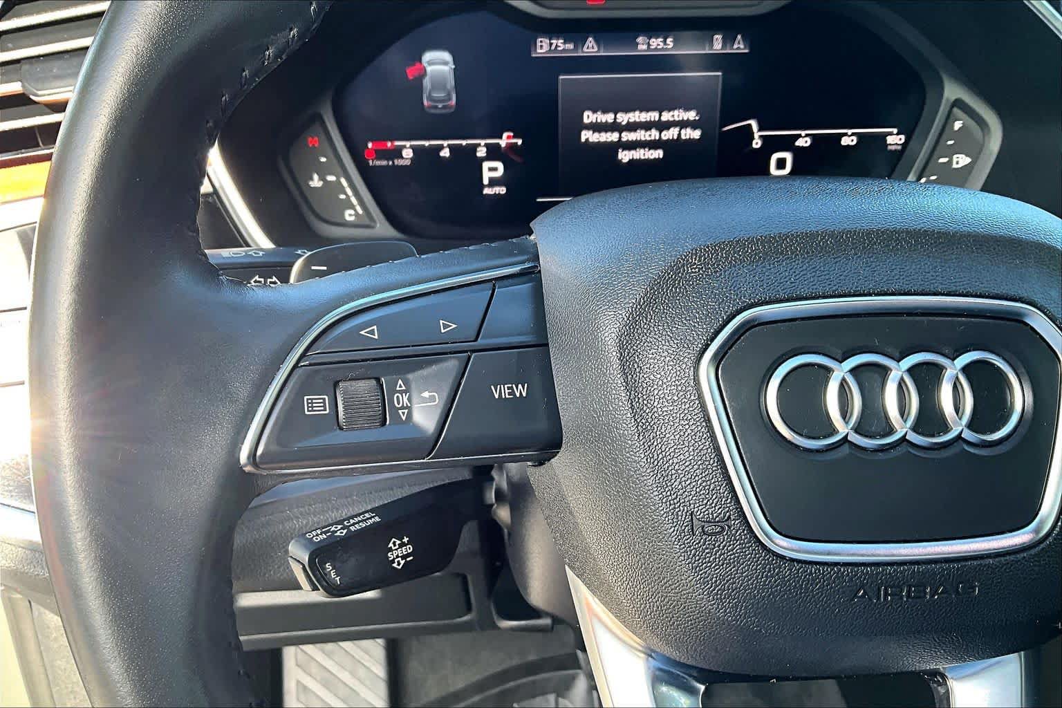 Used 2019 Audi Q3 2.0T Premium Plus w/ Premium Plus Package AWD/4WD image 24