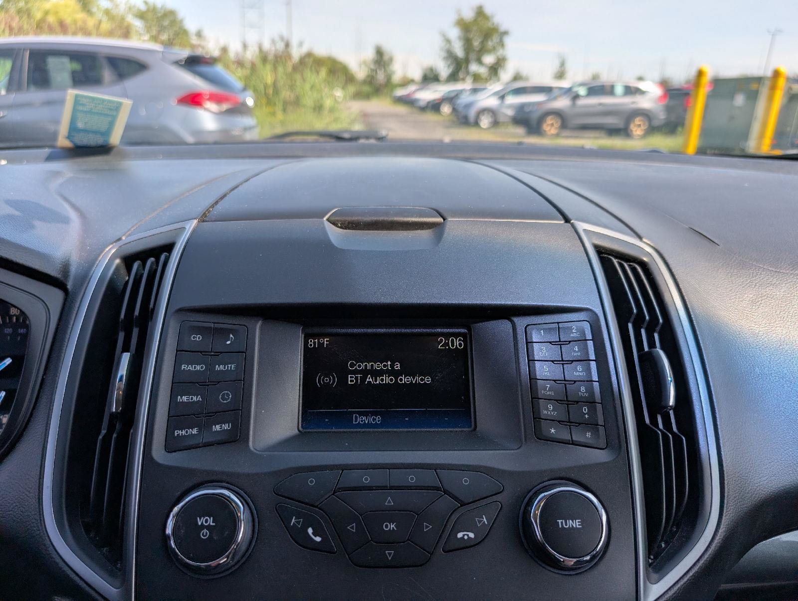 Used 2017 Ford Edge SE AWD/4WD image 15