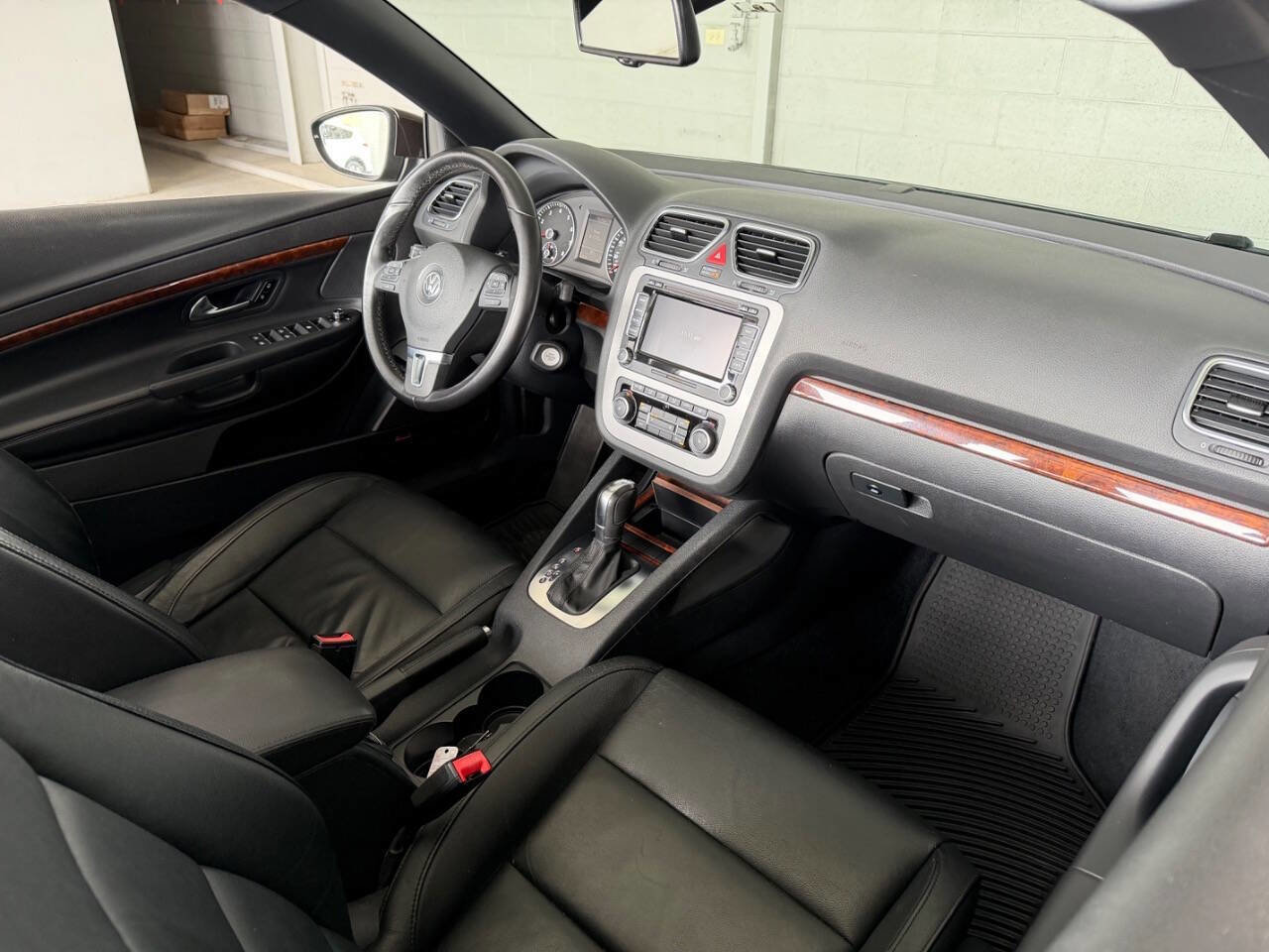 Used 2012 Volkswagen Eos Lux image 15