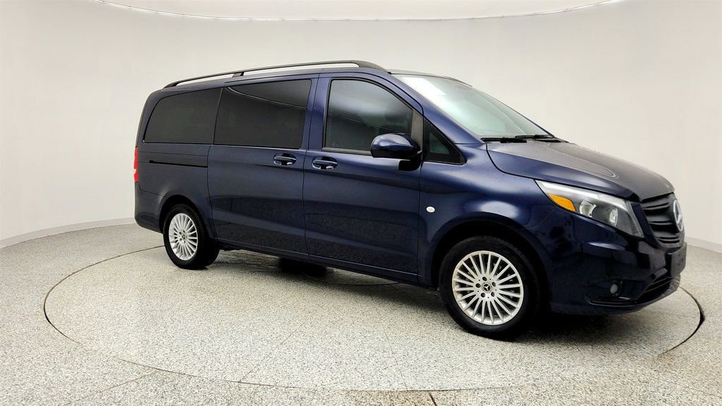 Used 2021 Mercedes-Benz Metris Passenger image 3
