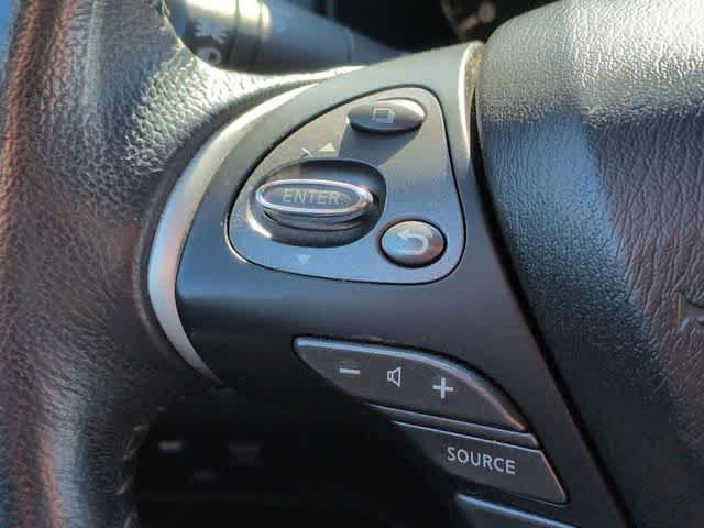 Used 2015 Nissan Pathfinder 4WD image 25