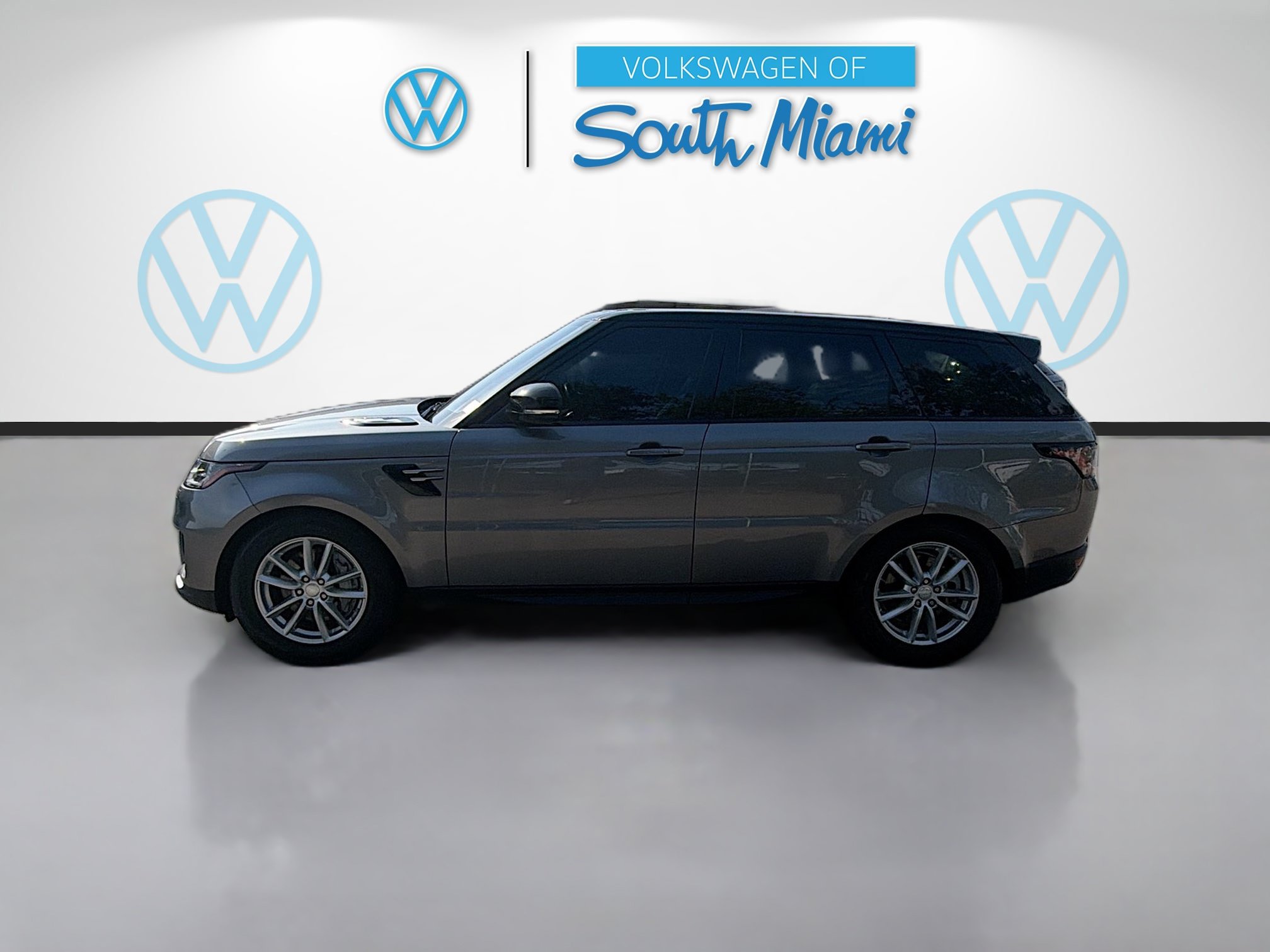 Used 2021 Land Rover Range Rover Sport SE AWD/4WD image 4